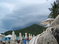 Wetter Wolken entstehen fast täglich am Berg Koh_Samui